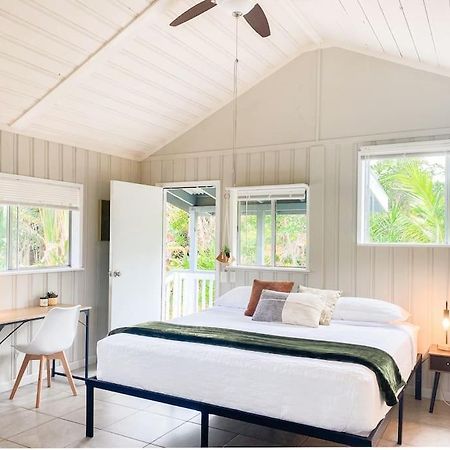 Monstera Bungalow, Spacious, King Bed, Big Kitchen Keaau Ngoại thất bức ảnh