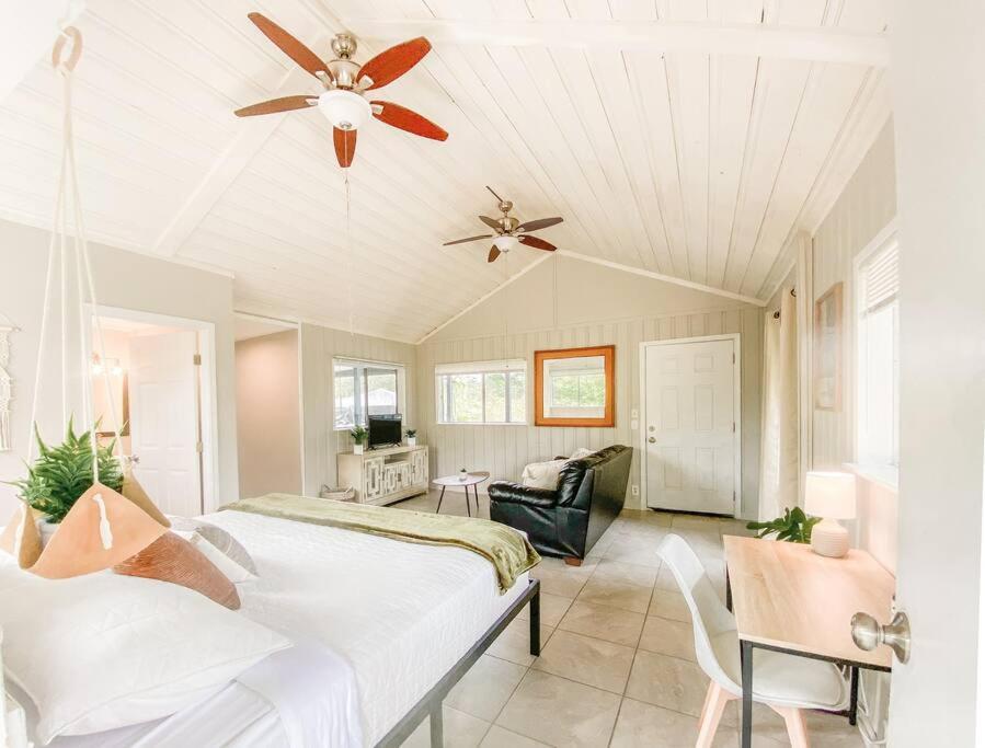 Monstera Bungalow, Spacious, King Bed, Big Kitchen Keaau Ngoại thất bức ảnh